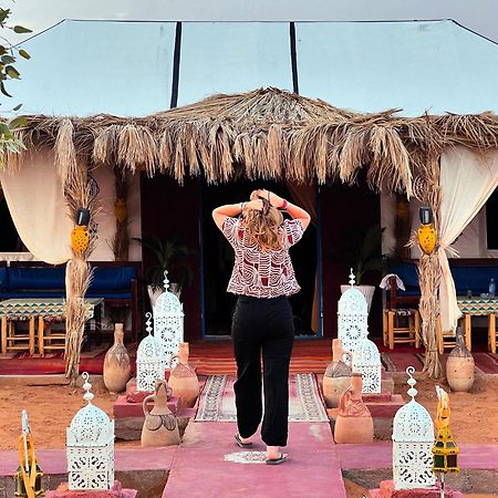 Luxury Suerte Camp Hotel เมอร์ซูกา ภายนอก รูปภาพ